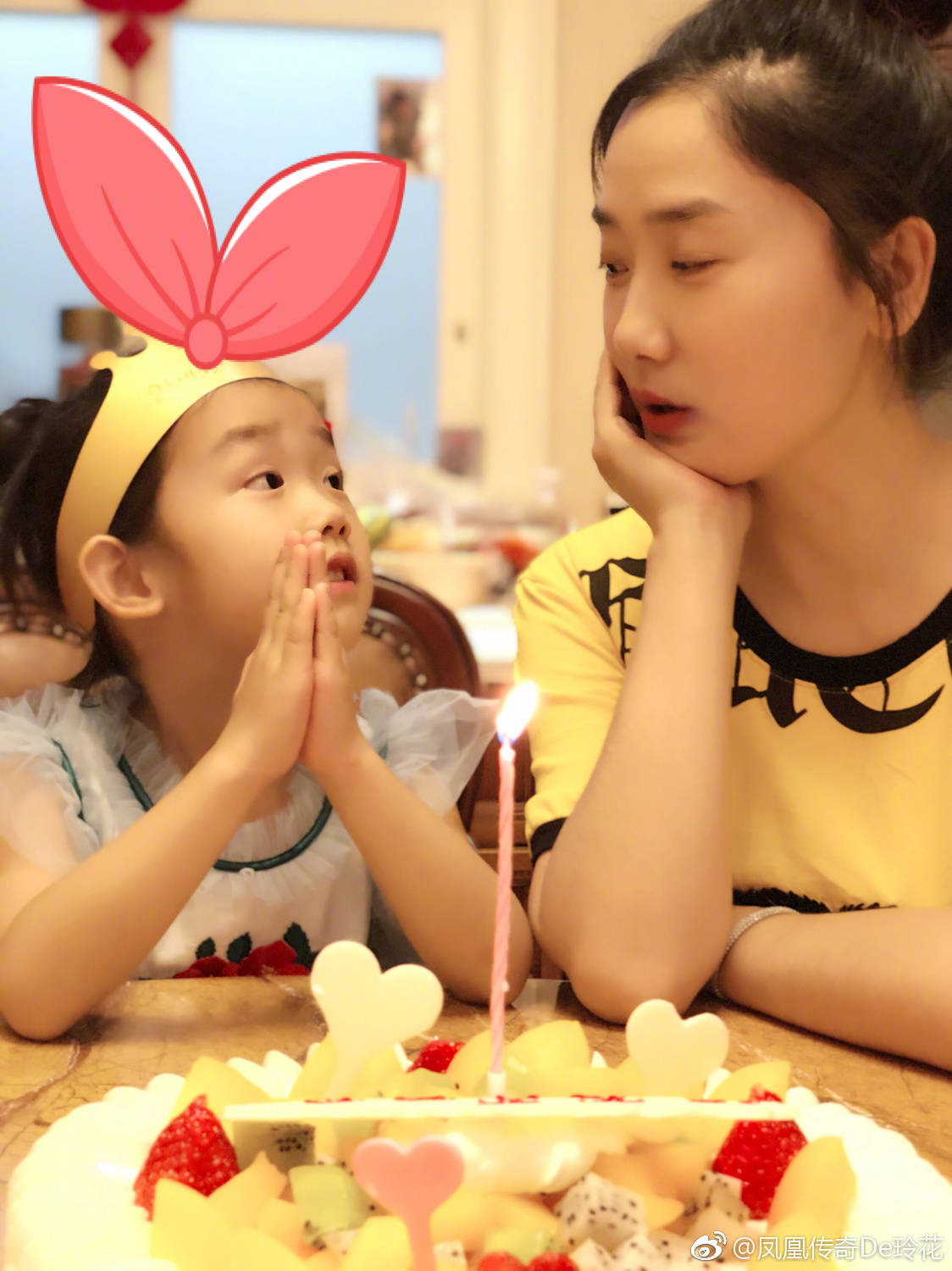 玲花一家三口罕见走机场,老公发福身材高大,6岁女儿圆脸超像妈