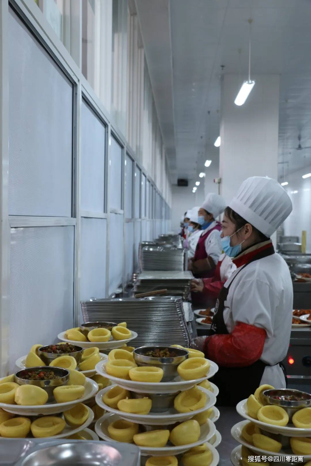 江油外国语学校看高中食堂尽享你的美食期待