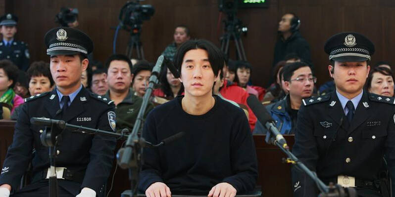 艺人复出玷污娱乐圈风气,如果此项建议立法成功,对于明星来说涉毒代价