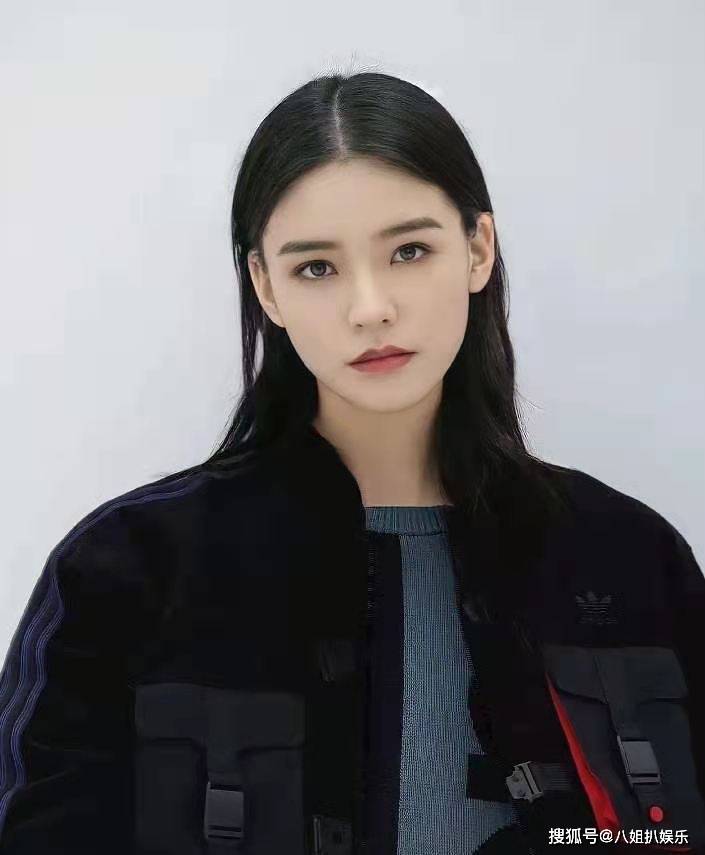 男星扮女装的样子有多美?龚俊冷艳,白敬亭认不出来,蔡徐坤太美
