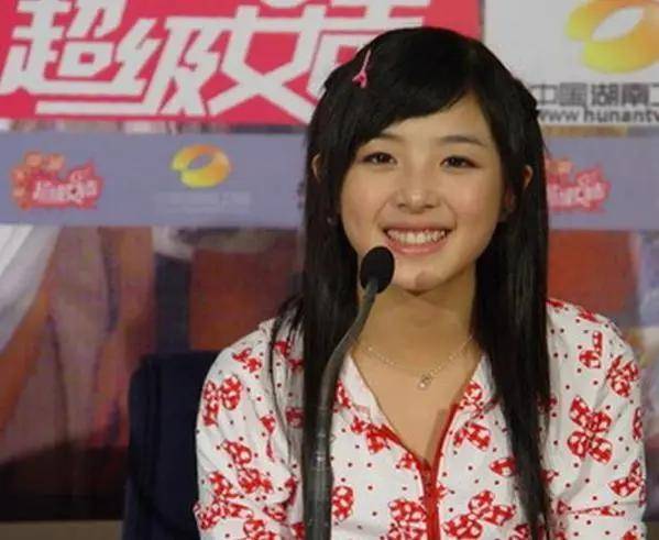 她15岁被曝丑闻,今30岁再度翻红_张含韵