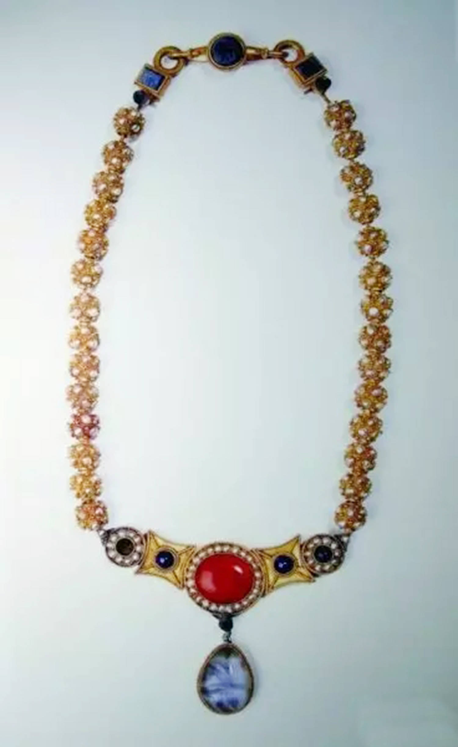美丽而不朽的灵中国古代珠宝首饰的发展历史