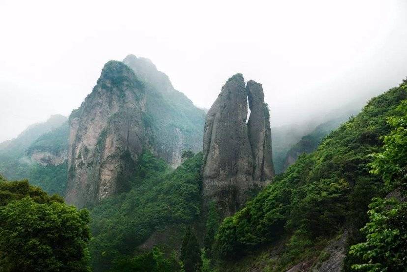 温州有一座山奇水秀的名山被誉为海上名山看景不需要爬山