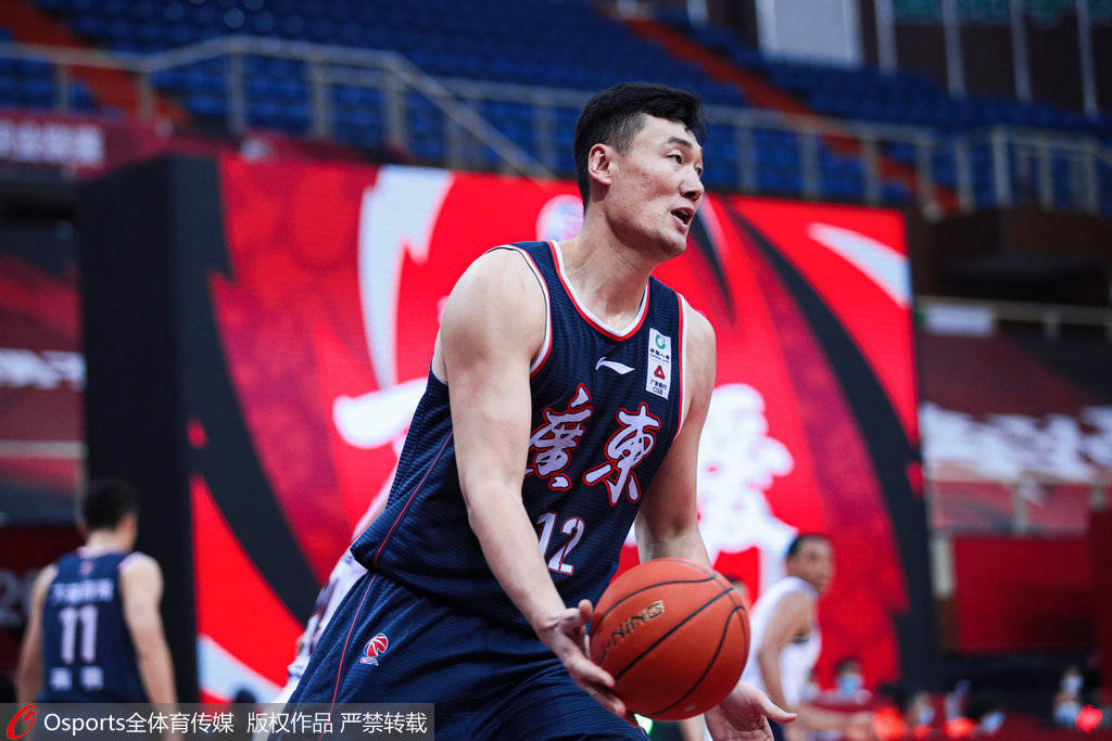 高清:广东胜广州 马尚秀干拔跳投无人能挡