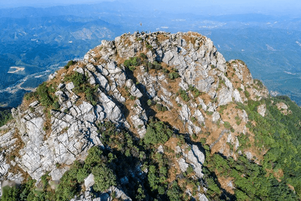 【登山踏青】2021年03月21日,勇登清远大罗山,清城最高最美最险的山峰