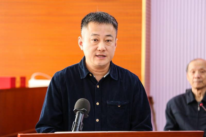 张子盛张玉榛李子晋王狄张晶会上,专家代表也纷纷发言,他们着眼长远
