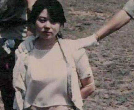 原创刚满22岁就被枪决,中国最美女囚,临死前做了一个诡异表情