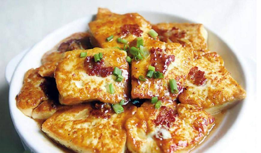 《家常菜馆之客家酿豆腐:像饺子一样的酿豆腐》