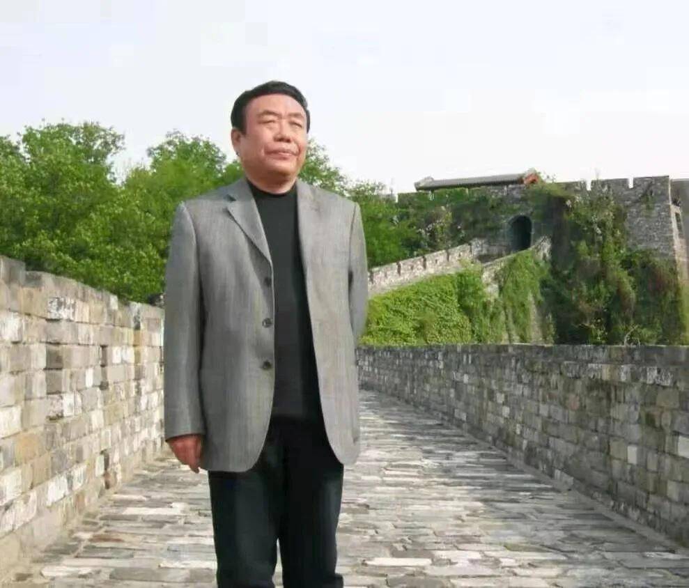 汇文书联丨《张铭钊散文》:浓重的,不能释怀的家乡情结
