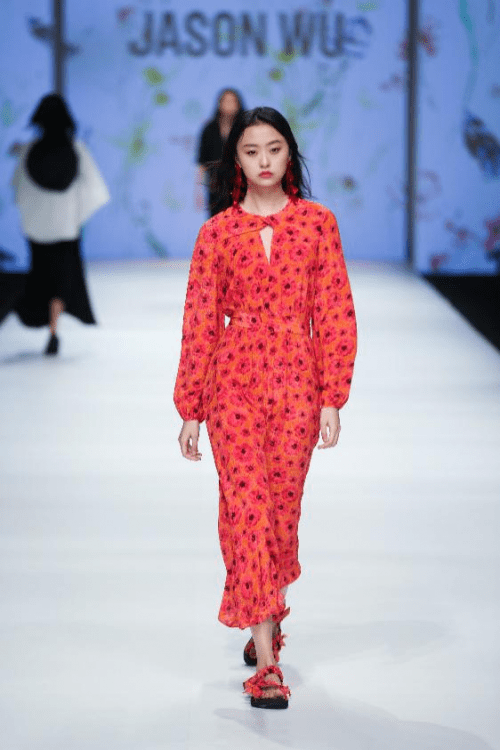 jasonwu2021春夏系列亮相上海时装周