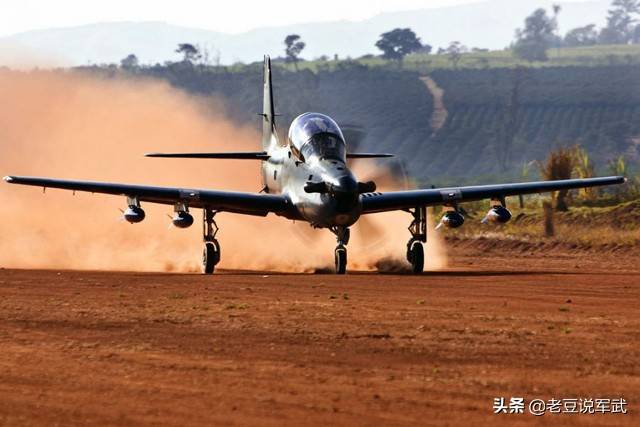 21世纪的螺旋桨战机,源自巴西的"超级巨嘴鸟",a-29轻型攻击机