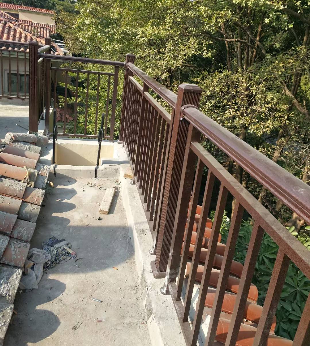 铝艺栏杆18689236286