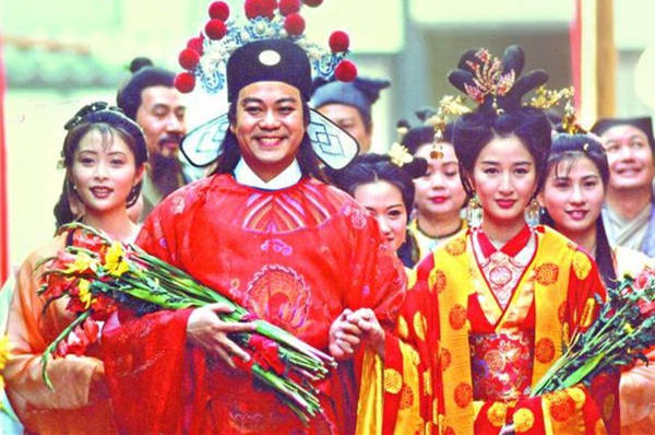 tvb收视福将欧阳震华,不为人知的上位史,曾是情欲片最佳男主?