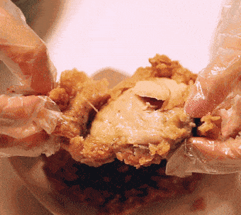 天吃六回的炸鸡店,就是它光头强鸡排!招牌蒜香鸡…真香!