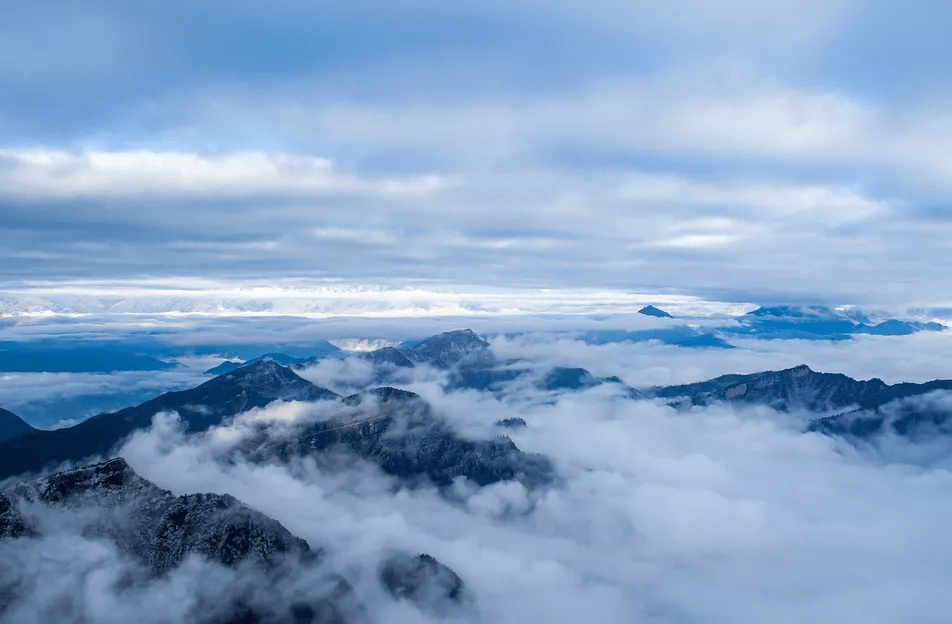 「牛背山」360°绝佳观景平台_云海