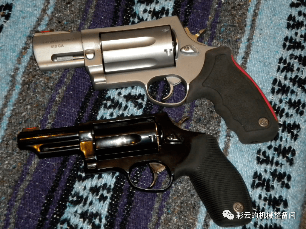 兼容手枪弹和霰弹的"判官"转轮手枪为何在美国加州不让卖?