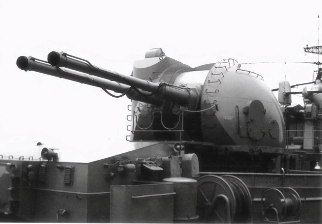 4.23"海军节",漫话中国海军的大口径舰炮,从305毫米到130毫米