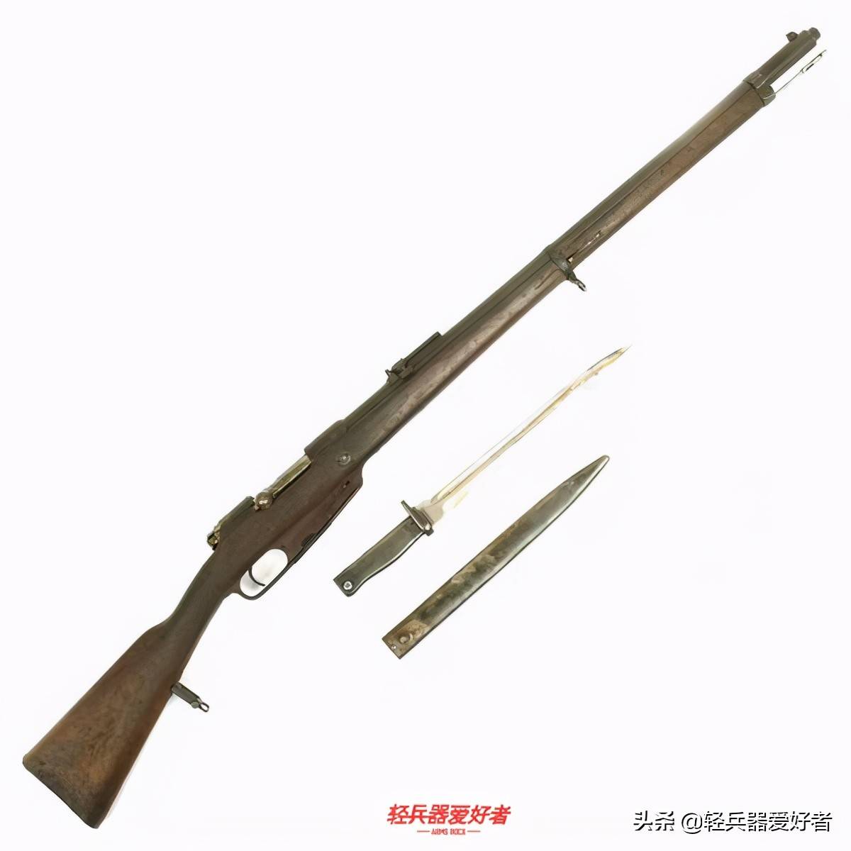 谣言4:没套筒的叫汉阳造,有套筒的叫老套筒,是进口的gew1888型步枪