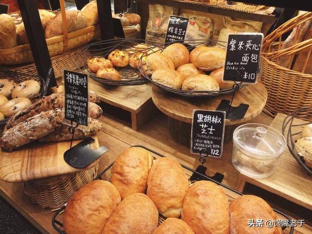 买面包时,尽量避开这一种,烘焙师:只有不懂的人才会吃