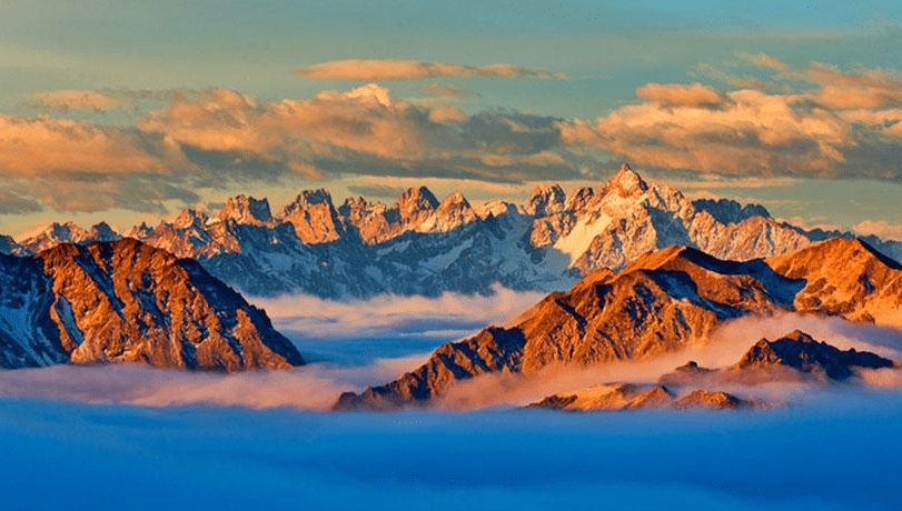 原创四川有一座高山,不仅是360°观景台,还能近距离接触云海!