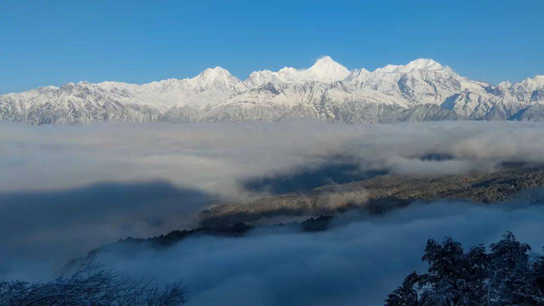 川西旅游好去处直面贡嘎雪山的新秘境人少景美出片率超高