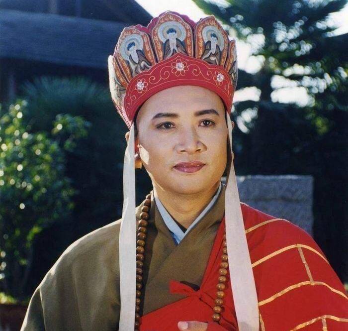 拍完女儿国的戏份后,杨洁与"白骨精"和"唐僧"都闹翻了