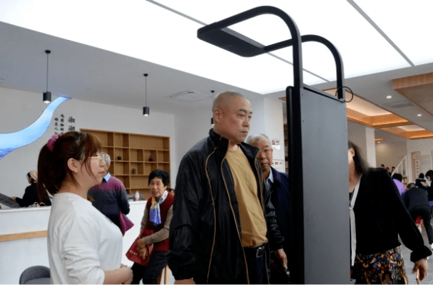 国民体质健康监测一体机使用现场韦俊芳教授表示,未来浙江大学人类