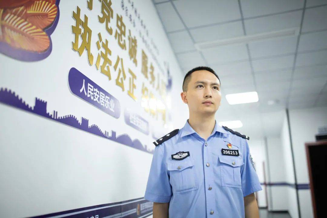 铜梁公安2021年度"铜警先锋"评选活动网络投票开启 请