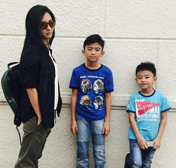 张柏芝晒大儿子近照被误认为新男友13岁已长成谢霆锋的模样