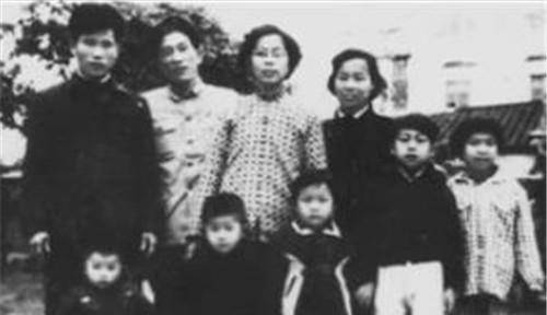 原创农民运动大王彭湃壮烈牺牲他儿子经历更加传奇后来成就也更高