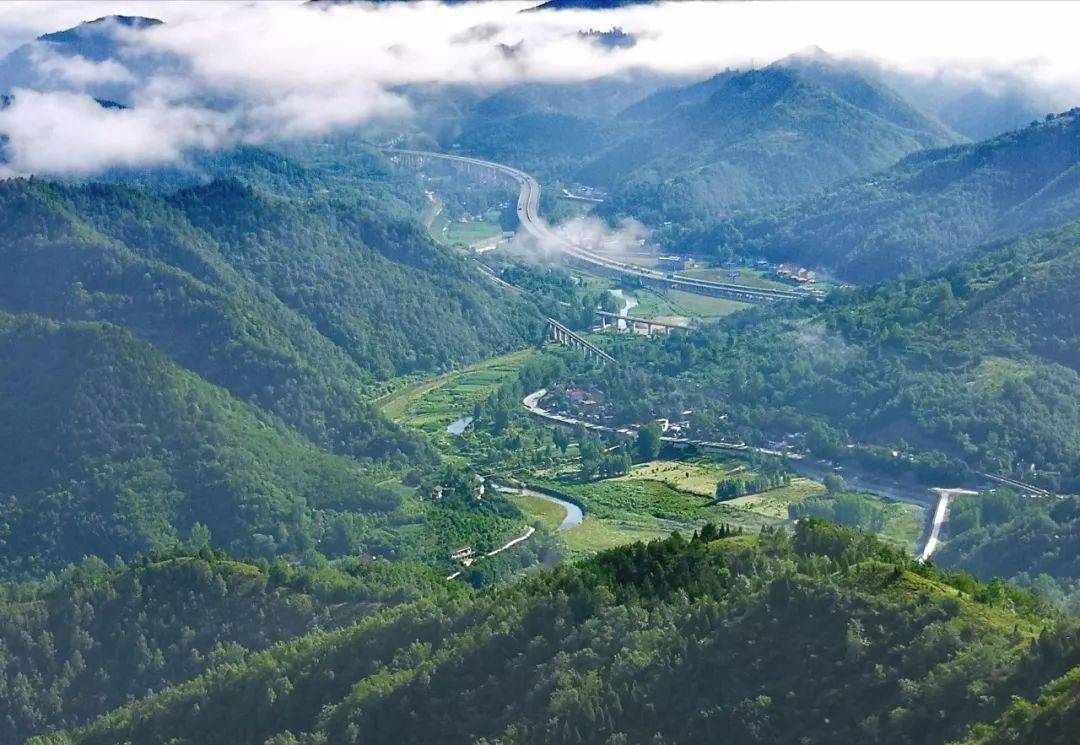 福建一座海拔1856米的山,是国家级自然保护区