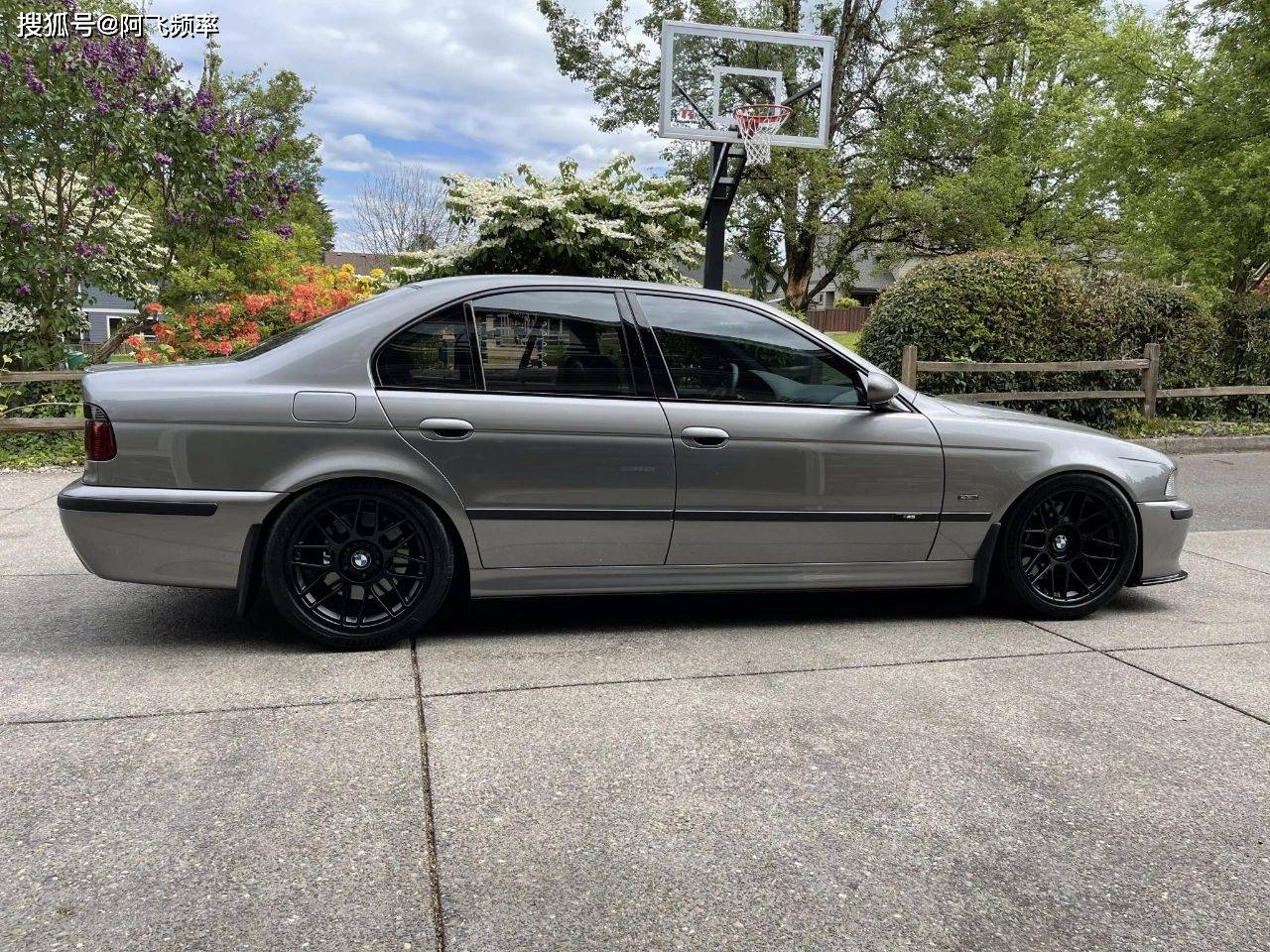 经典不贵养起来费劲 2002年宝马e39 m5