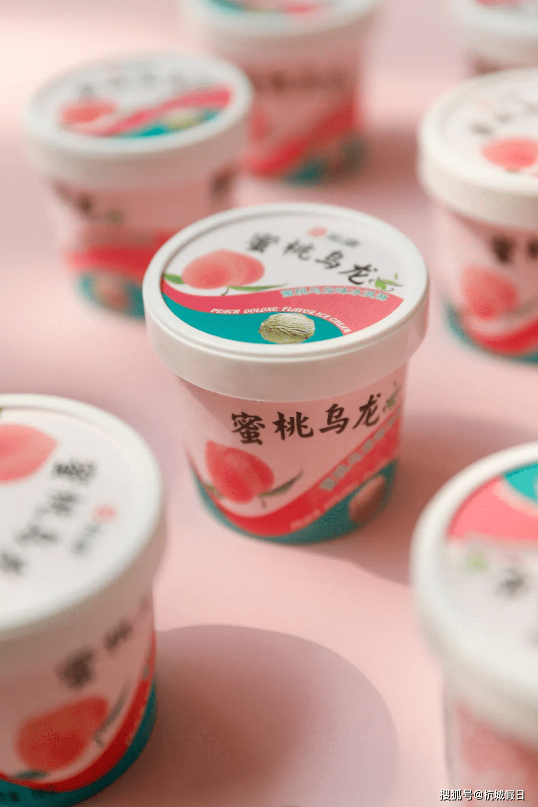 包装给大家带来全新的味觉享受贝贝南瓜×蜜桃乌龙创新打造2款美味