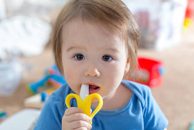知识科普：宝宝长牙是什么感受？如何缓解宝宝长牙期的不适感？