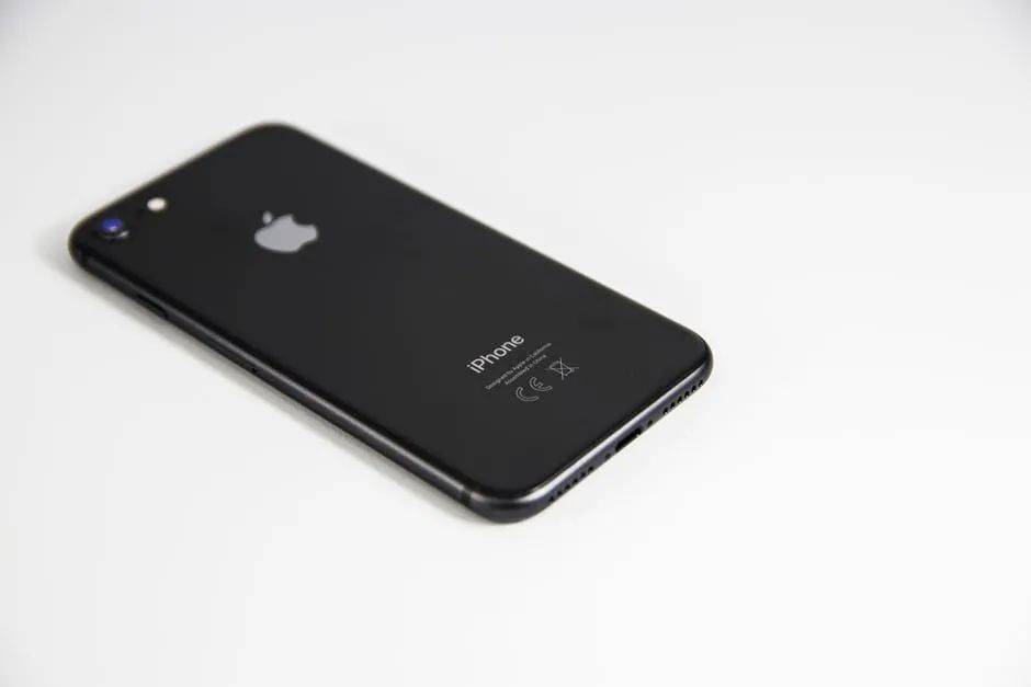iphone13 苹果,iphone13 刘海 iphone13将发布,产业链受益几何?_苹果