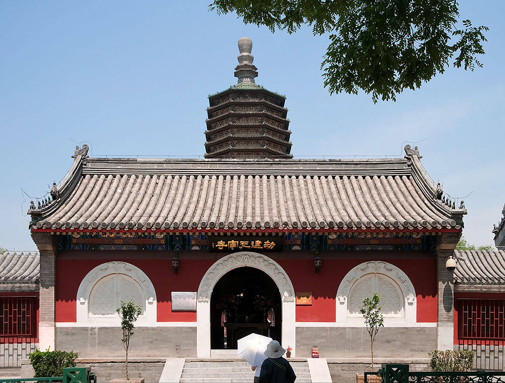 北京一座古老的寺庙,寺中有北京第一高的密檐式砖塔
