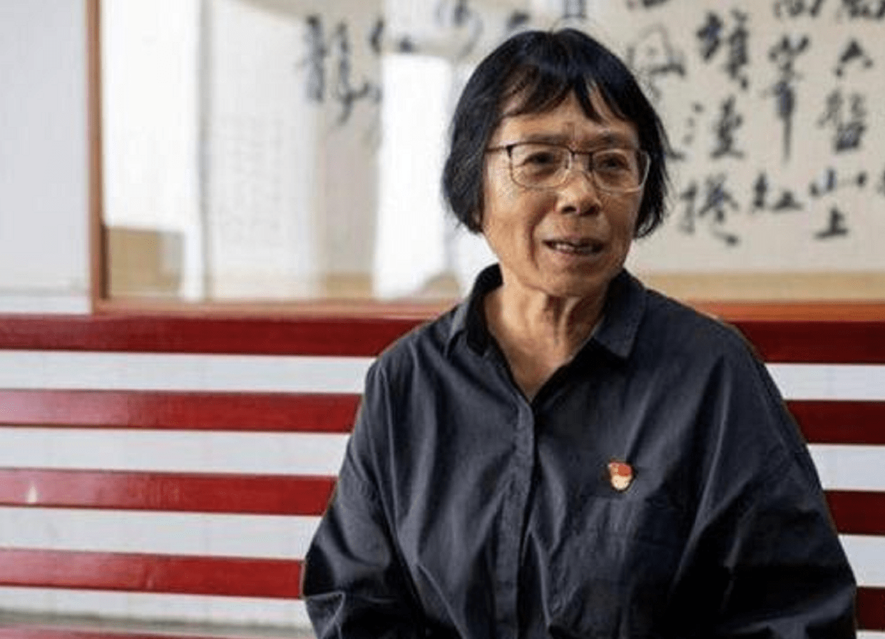 校长妈妈张桂梅用知识改变山区命运只要有一口气就站在讲台上