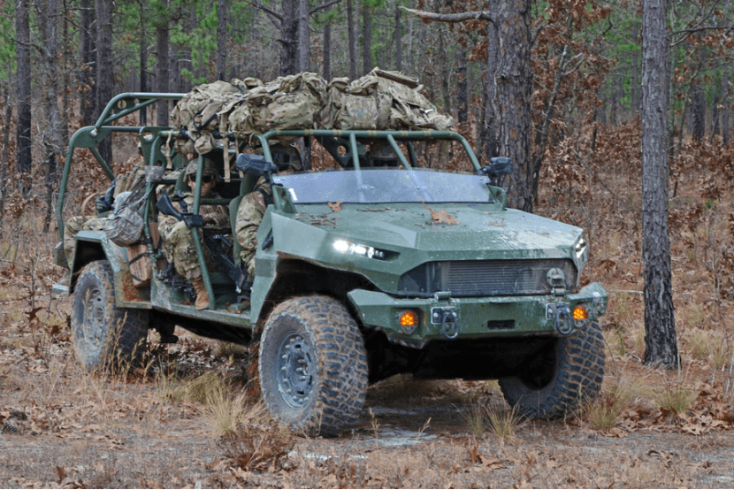 原创美军的新玩具,可空降的步兵突击车,民用皮卡车改造而来