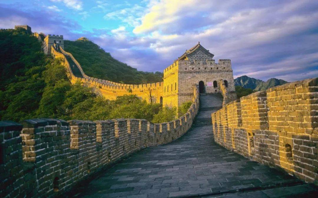 北京的长城,是中国古代伟大的防御工程万里长城的重要组成部分