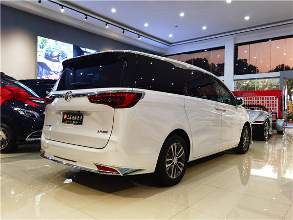 别克gl8陆尊舒适版怎么改最实惠?上海专业商务车定制方案