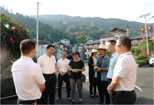 黄钦调研资源县美丽乡村建设和文旅发展情况