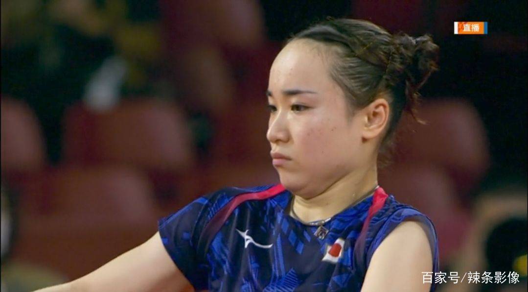 乒乓球女团决赛,莎莎二胜伊藤美诚,把她打成了表情包