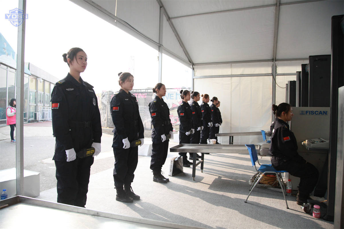 北京银盾安保集团招收女保安女安检员的条件比较严格,身高必须在160