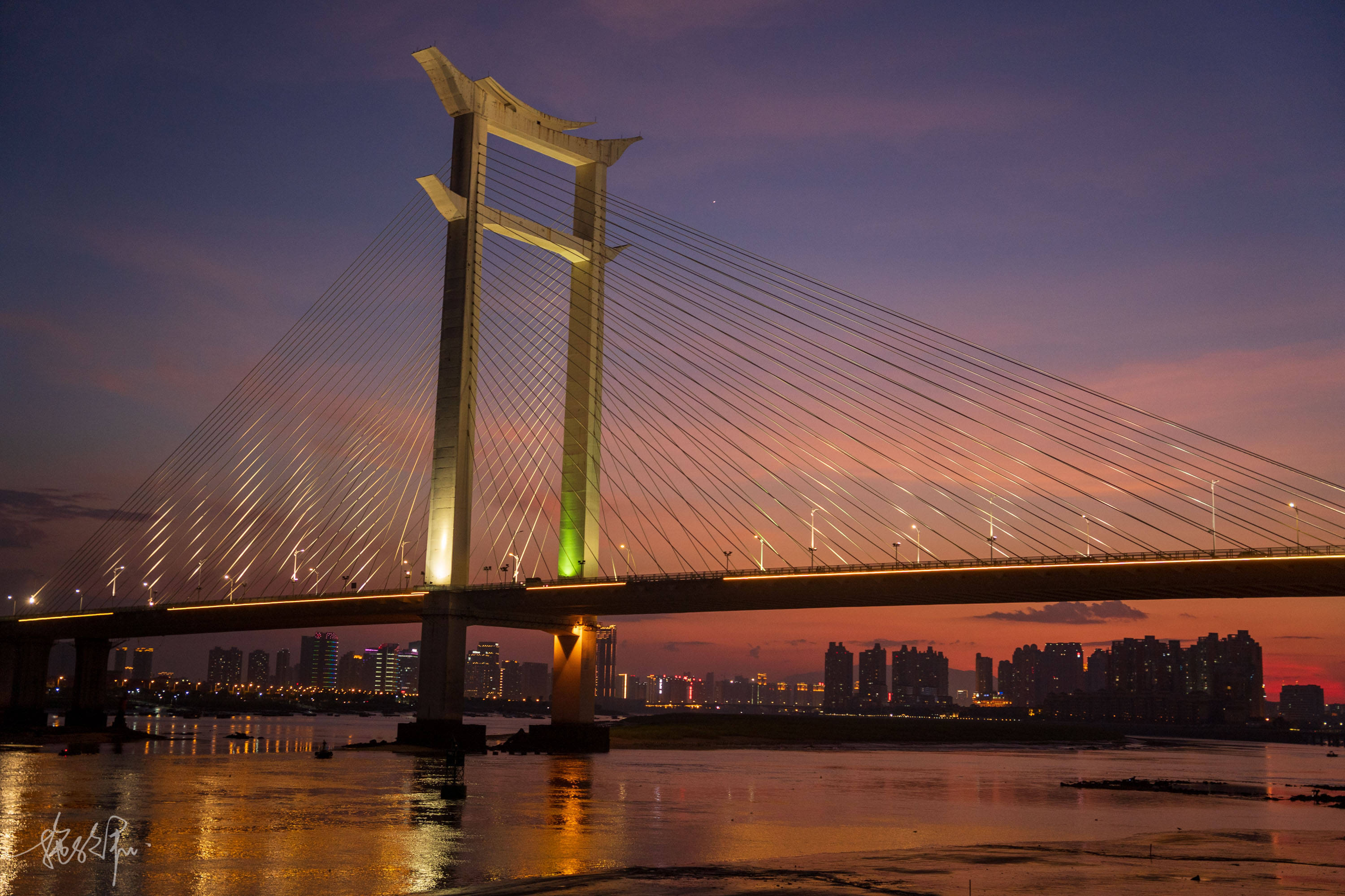 原创晋江大桥连接泉州与晋江石狮的交通要道日落十分美丽