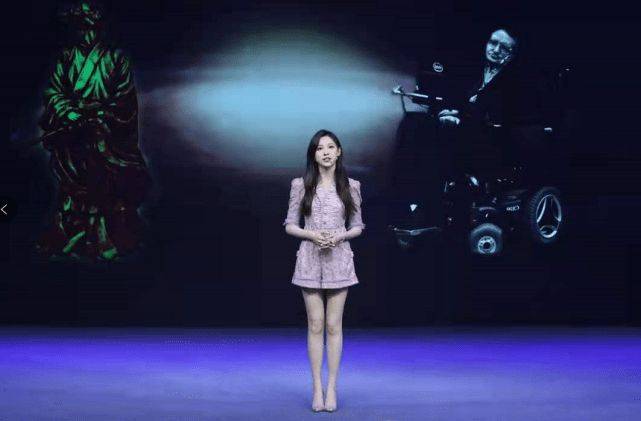 原创央视还藏着多少美女?马凡舒超模身材女团脸,穿西装裙不输李思思