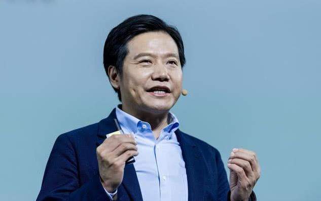 雷军的"钞能力",豪掷5个亿,从此"微软团队"改姓"小米"