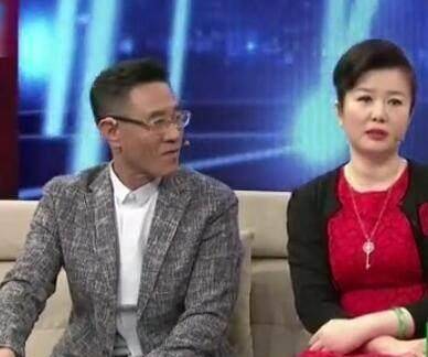 郑卫莉羞赧地说, 杜志国是一个很成熟很踏实很老实的好男人,跟着他