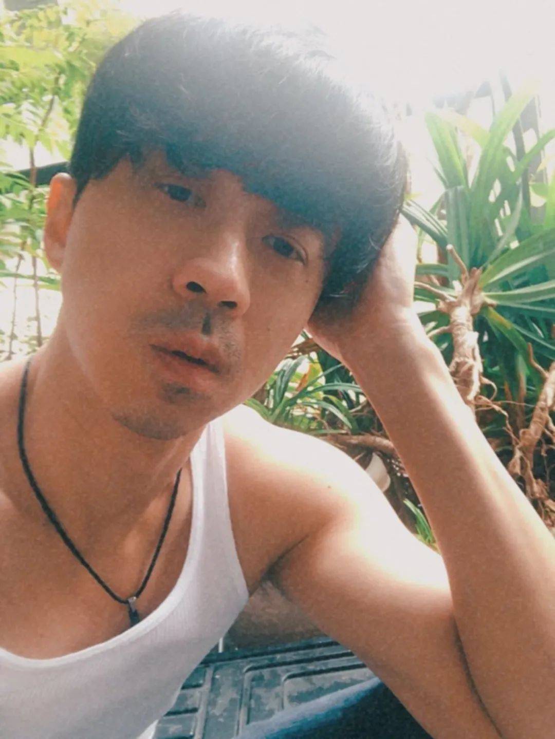 50多岁的男人,现实生活中有很多都已经当了爷爷,在享受弄孙的乐趣.