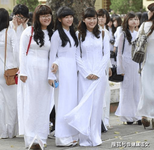 各国校服大赏:跟你的校服和解吧!