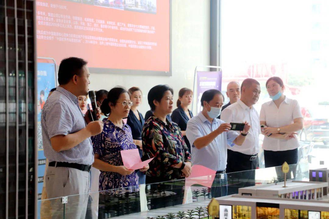 9月10日,永州市人大民侨外委主任委员周龙江,市人大教科文卫委主任